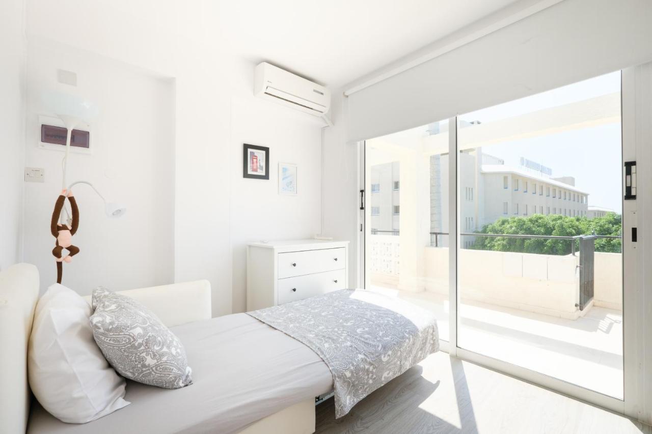 Seaview 3 Bedroom Kings Road Penthouse بافوس المظهر الخارجي الصورة