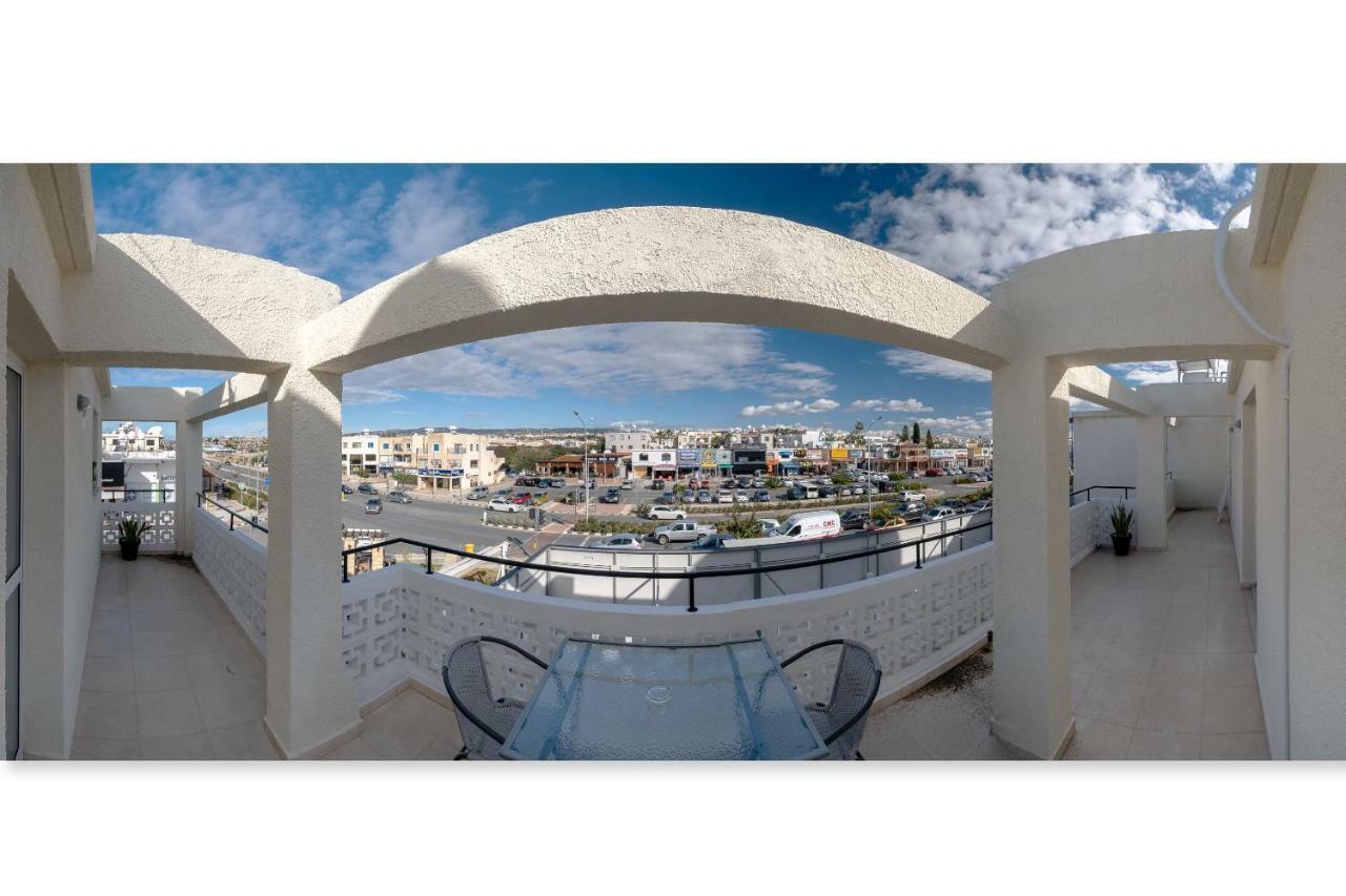 Seaview 3 Bedroom Kings Road Penthouse بافوس المظهر الخارجي الصورة