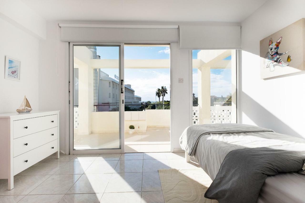 Seaview 3 Bedroom Kings Road Penthouse بافوس المظهر الخارجي الصورة